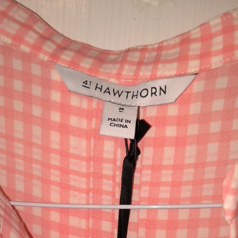 41 Hawthorn | Coral Checkered Sleeveless Blouse - Picture 2 of 4